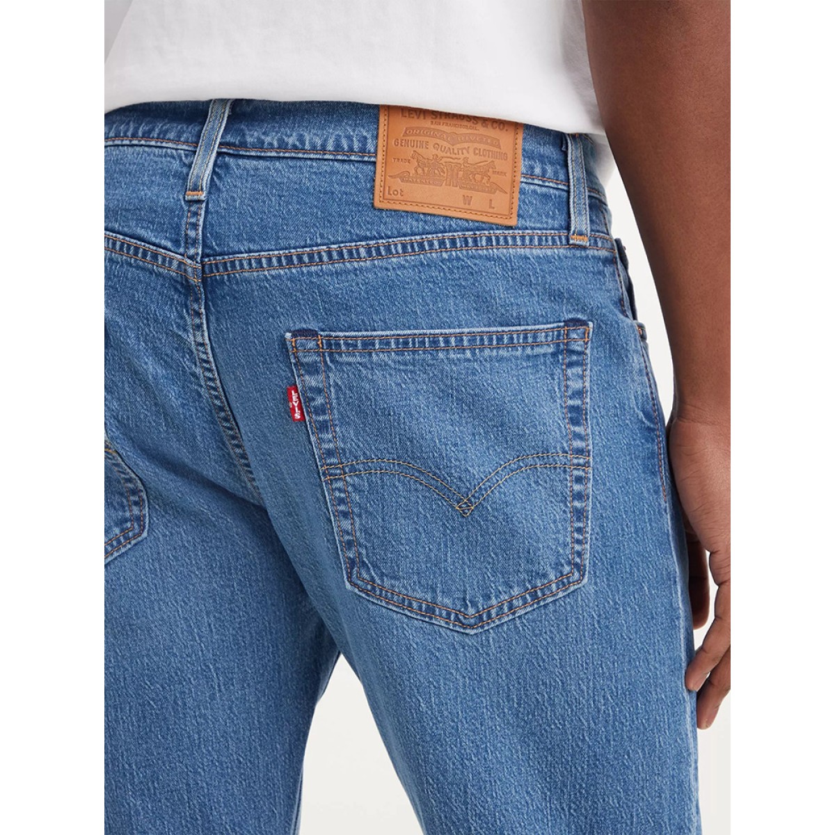 LEVI'S® 502™ Taper Jeans - Dark Indigo Stonewash