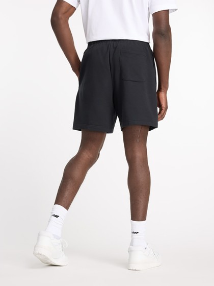 NEW BALANCE Essentials French Terry Short 7 Inch - Black 