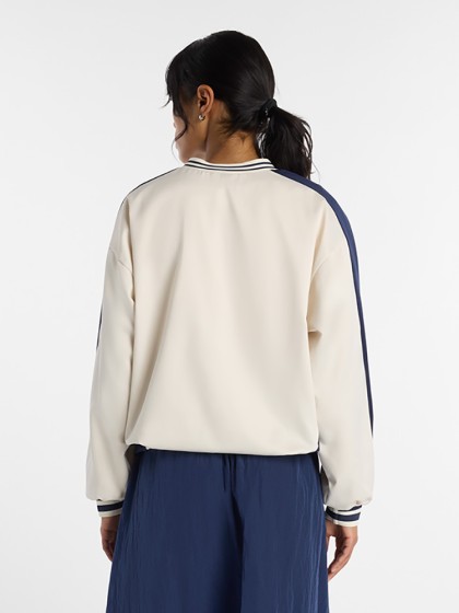 NEW BALANCE Satin Woven Pullover - Linen /Navy